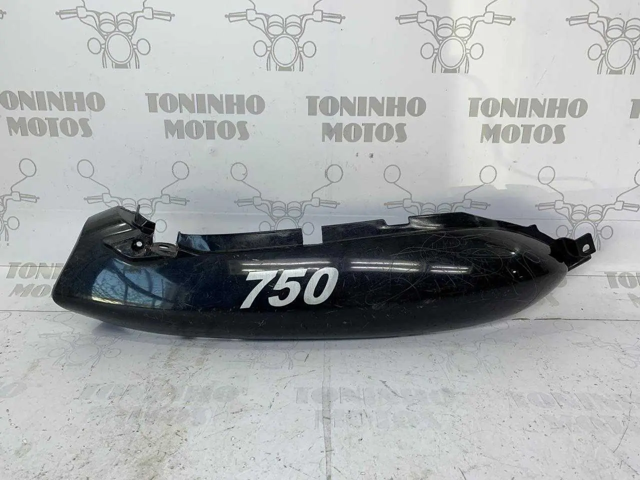 RABETA LADO DIREITO SUZUKI GSX 750F 1999